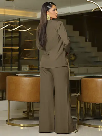 Conjunto Blazer, Top e Calça Wide Leg Elegante e Sofisticado Empório Pit Bull