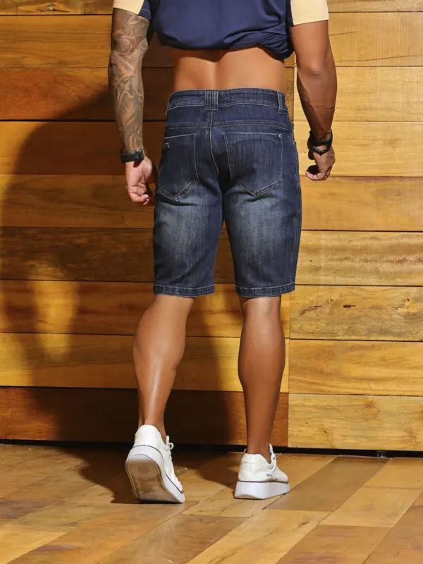 Bermuda Masculina Estilosa e Casual com Lavado Escuro Pit Bull Jeans Luxo