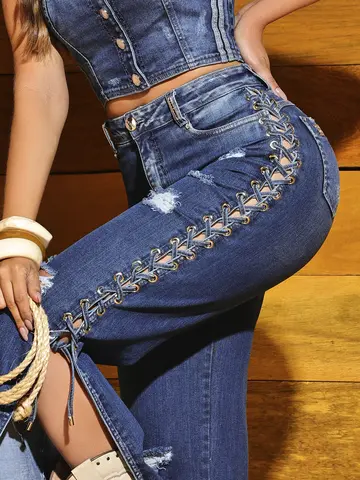 Calça Wide Leg Estilosa e Autêntica com Detalhes de Ilhoses Laterais Pit Bull Jeans Luxo