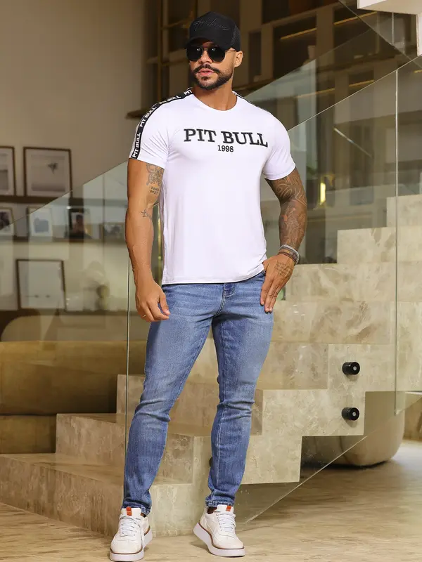 Camiseta Gola O Estilosa com Estampa em Relevo e Elástico Personalizado Pit Bull Jeans Luxo