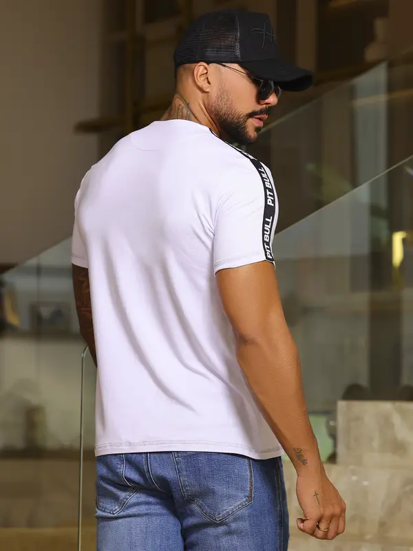 Camiseta Gola O Estilosa com Estampa em Relevo e Elástico Personalizado Pit Bull Jeans Luxo
