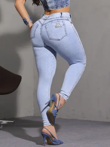 Calça Skinny Realçadora e Casual com Modelagem Ajustada Pit Bull Jeans Premium