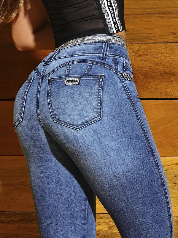 Calça Skinny Modeladora e Sofisticada com Detalhes de Strass no Cós Pit Bull Jeans Luxo