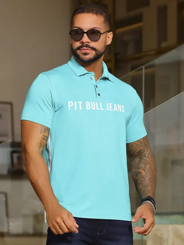 Polo Masculina Sofisticada e Confortável com Escrita em Relevo Pit Bull Jeans Luxo