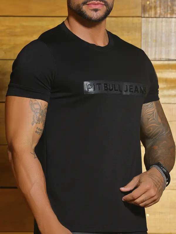 Camiseta Masculina Gola O Sofisticada e Casual com Estampa Frontal Pit Bull Jeans Luxo