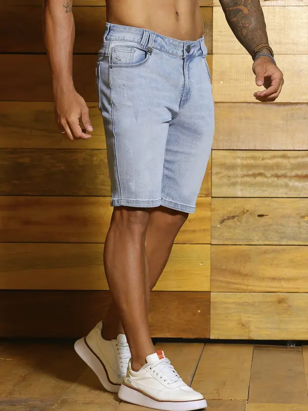 Bermuda Masculina Autêntica e Versátil com Detalhes Destroyeds Pit Bull Jeans Luxo