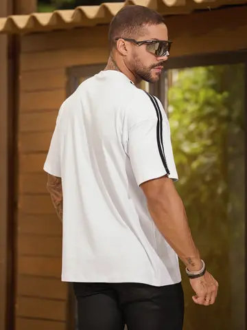 Camiseta Oversized Autêntica e Versátil com Estampa em Relevo Pit Bull Jeans Luxo