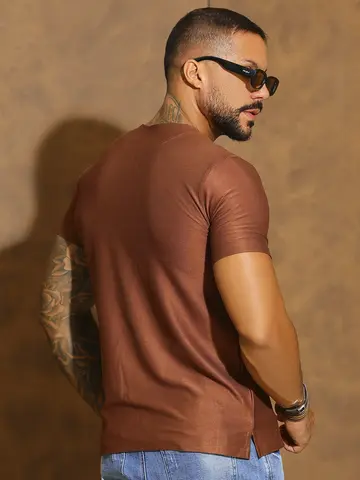 Camiseta Masculina Gola V Autêntica e Confortável com Elástico Pit Bull Jeans Luxo