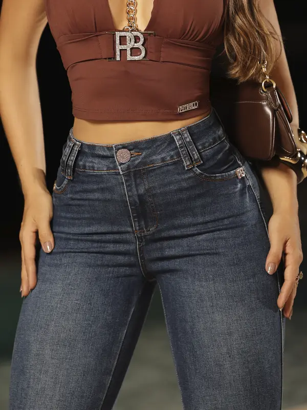 Calça Hot Pants Casual com Modelagem que Valoriza as Curvas Pit Bull Jeans Premium