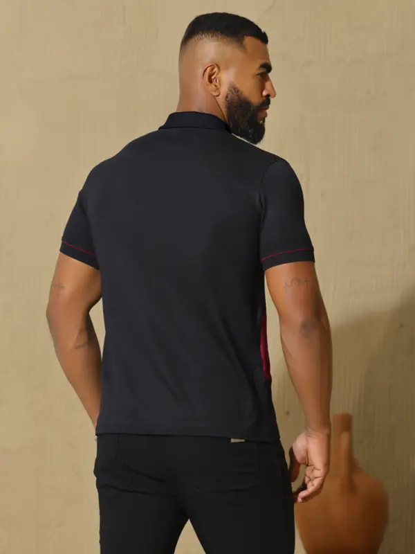 Polo Masculina Elegante e Estilosa com Estampa em Relevo Pit Bull Jeans Luxo