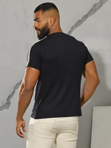 Camiseta Gola O Sofisticada e Elegante com Detalhes nos Ombros Pit Bull Jeans Luxo