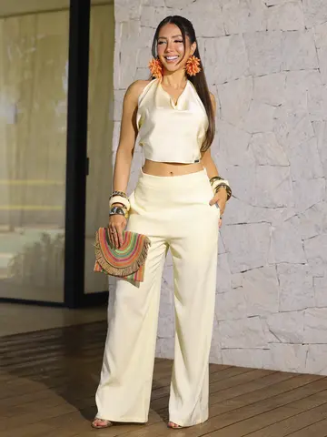 Conjunto Blusa Frente Única e Calça Wide Leg com Design Elegante Empório Pit Bull