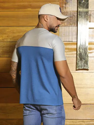 Camiseta Gola O Autêntica e Estilosa com Estampa Metalizada Pit Bull Jeans Luxo