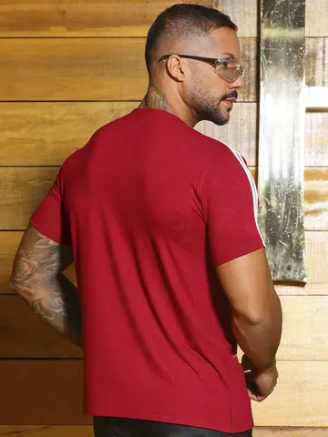 Camiseta Gola O Versátil e Confortável com Detalhes nos Ombros Pit Bull Jeans Luxo