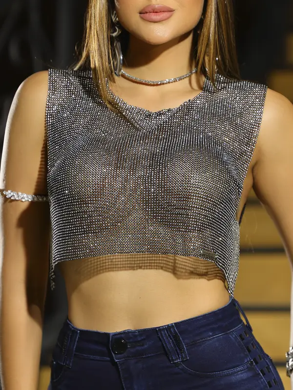 Cropped Conceito Elegante e Sofisticado com Pedrarias Brilhantes Pit Bull Jeans Luxo