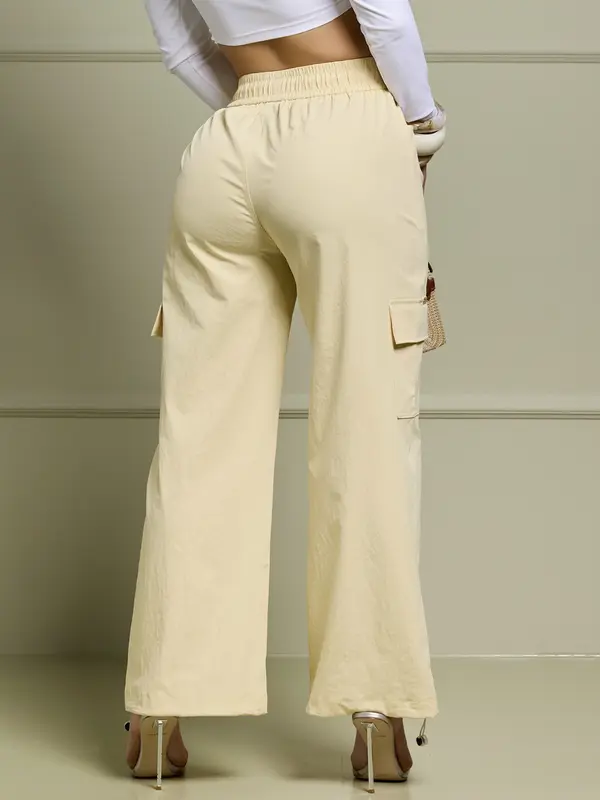 Calça Feminina Cargo com Amarração e Bolsos Funcionais Empório Pit Bull
