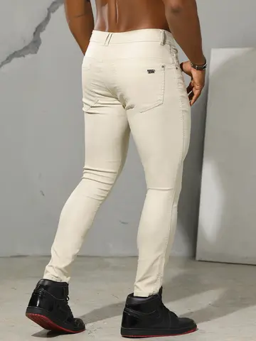 Calça Masculina com Detalhes Personalizados Pit Bull Jeans Luxo