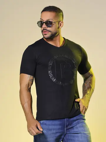 Camiseta Masculina Gola V com Estampa PB em Relevo Pit Bull Jeans