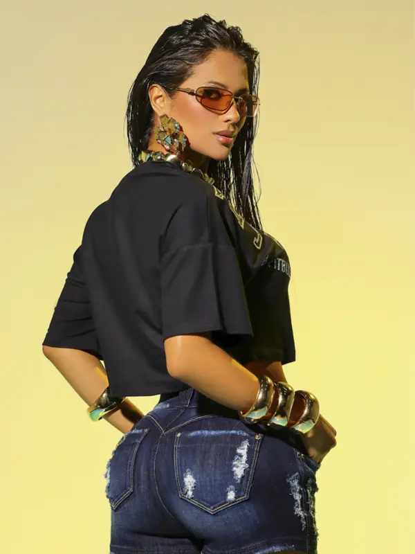 Cropped com Termocolantes e Cristais Pit Bull Jeans Luxo