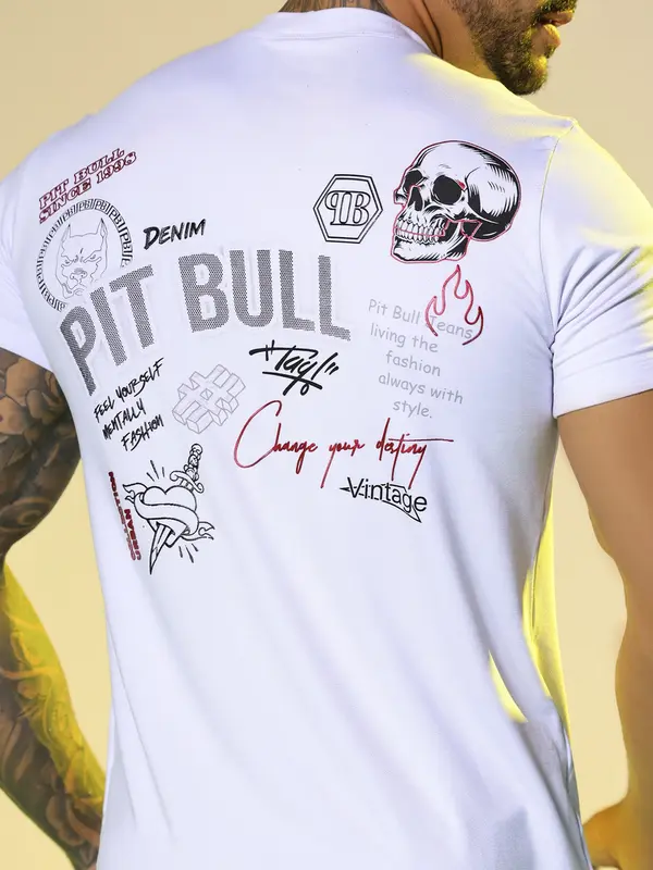 Camiseta Masculina com Estampa em Relevo e Foil Pit Bull Jeans Luxo