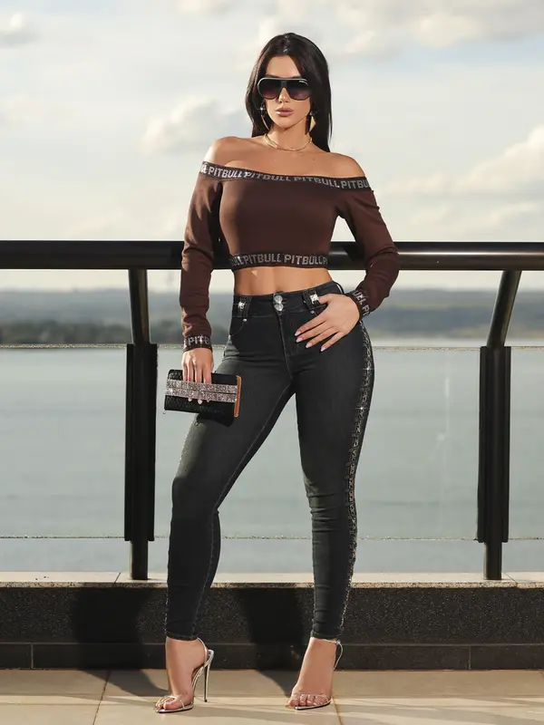 Cropped Ombro a Ombro com Elástico Personalizado Pit Bull Jeans Luxo