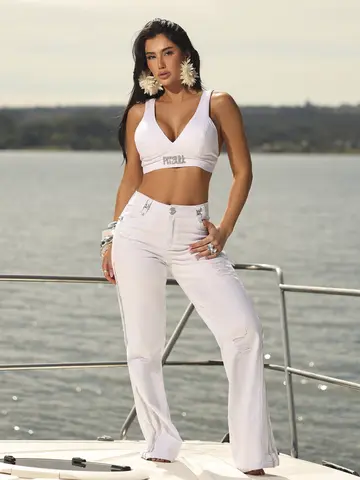 Calça Wide Leg com Mantas de Cristal Pit Bull Jeans
